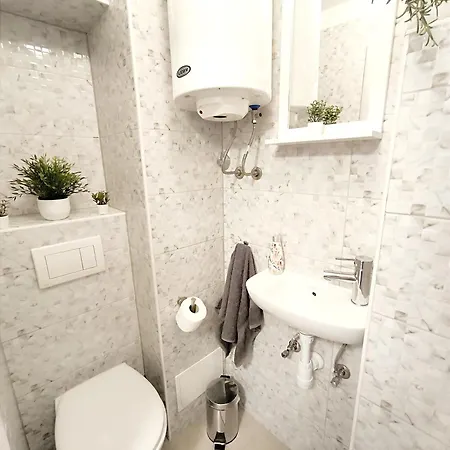 Apartment & Niko Split