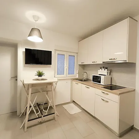 Apartment Central Apartment & Room Niko Split