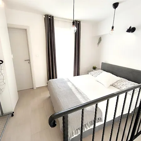 Apartment Central Apartment & Room Niko Split