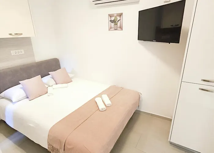 Central Apartment Niko