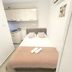 Central Apartment Niko Split
