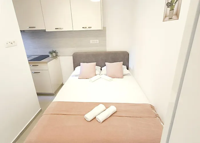 Central Apartment Niko スプリト