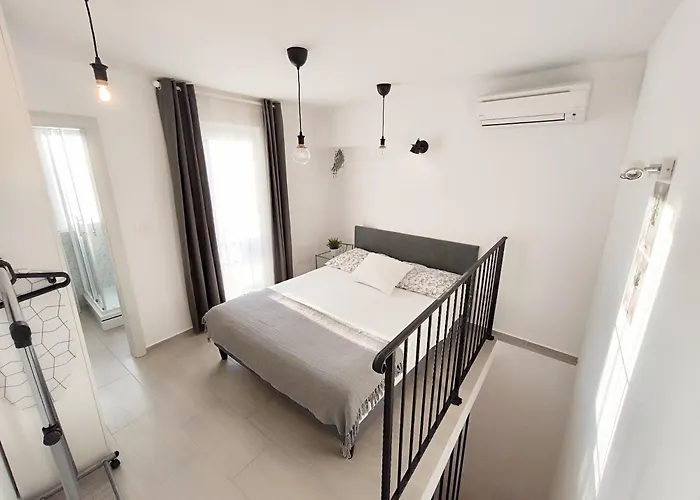 Central Apartment Niko *